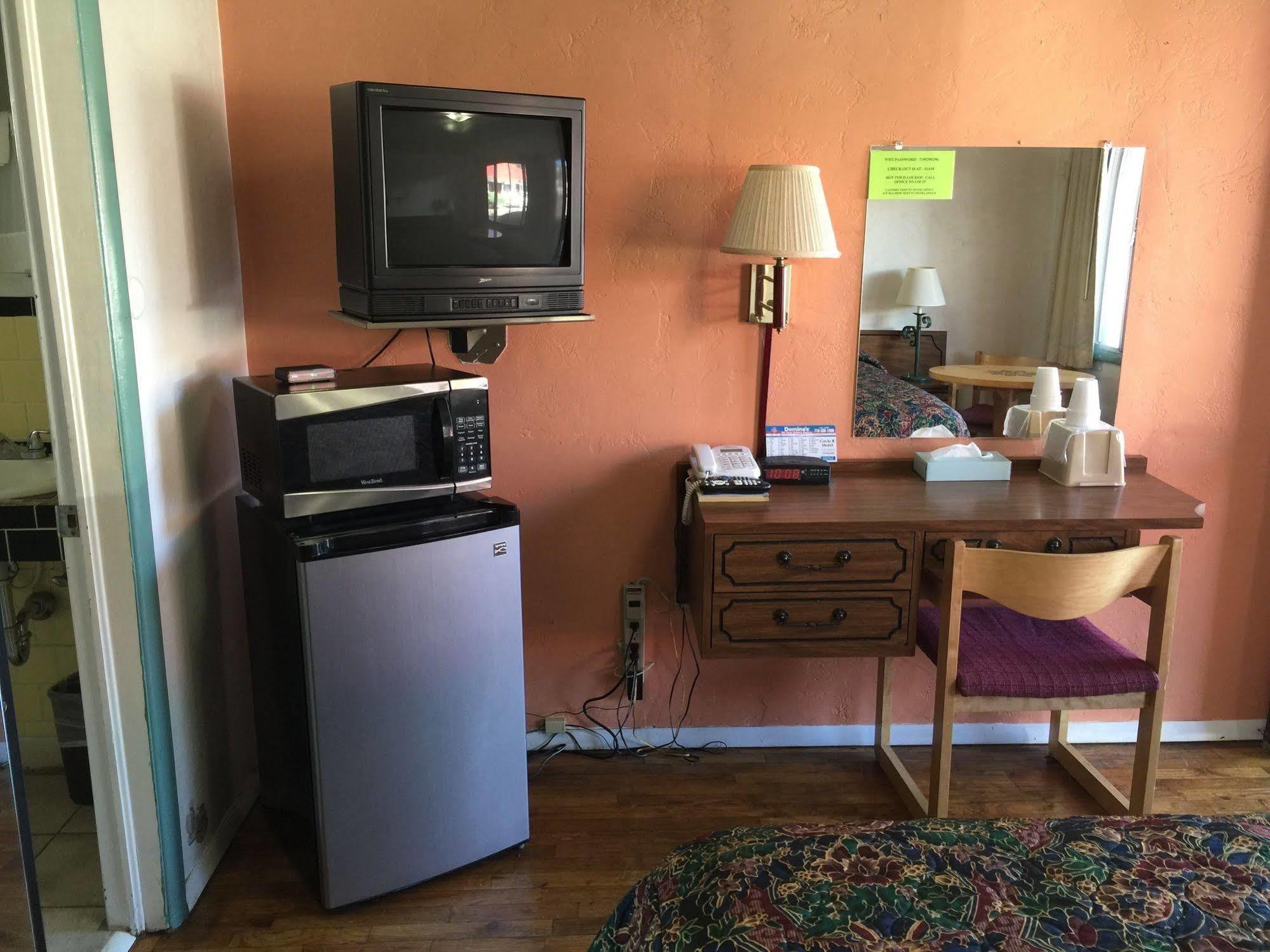 Circle R Motel Salida Εξωτερικό φωτογραφία